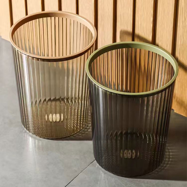 Translucent Trash Can Mould